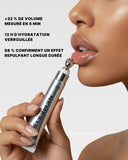 Application du gloss NEMESYS Volcano Kiss montrant +32% de volume en 5 minutes et 12h d’hydratation.